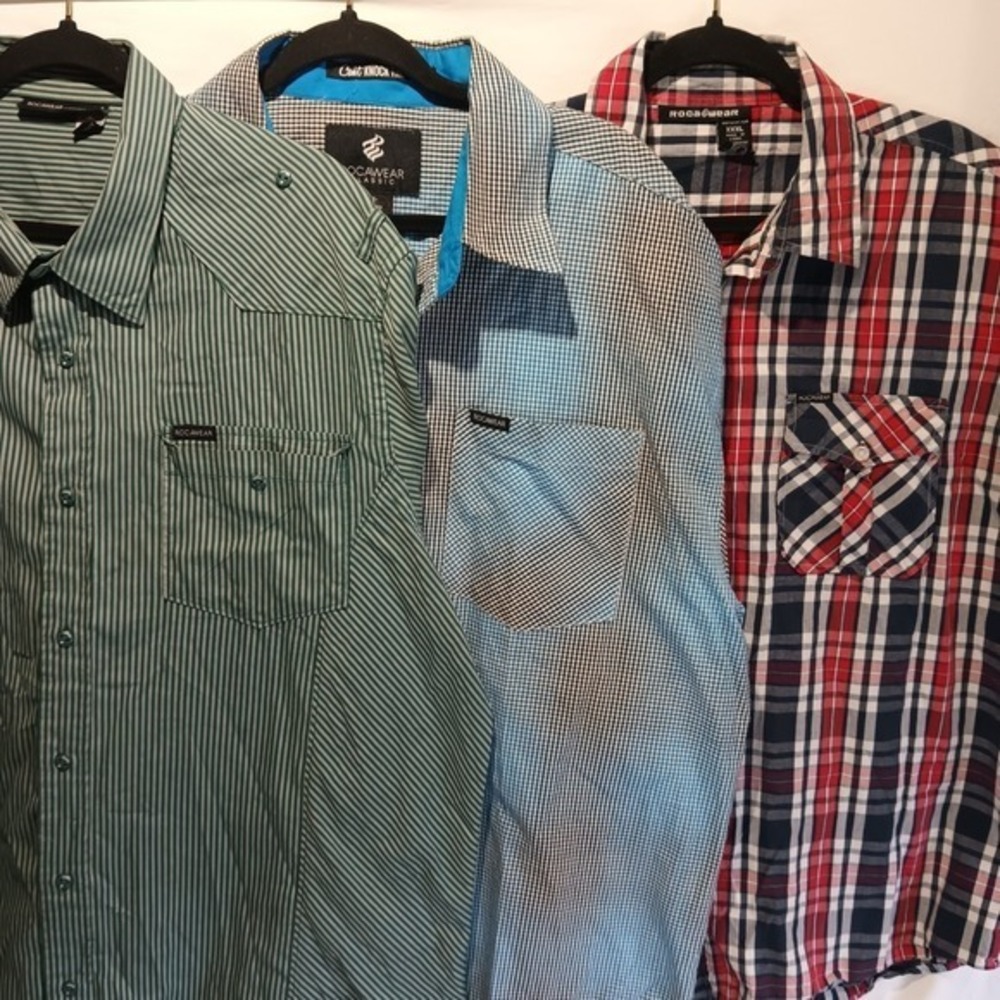 Lot Of Three Rocawear Button-up Shirts. 3 XXL